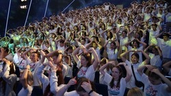 Губернатор Вячеслав Гладков проинформировал о возможности вывезти детей в безопасные регионы страны