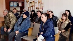 Власти Валуйского округа продолжили проводить встречи с местными жителями