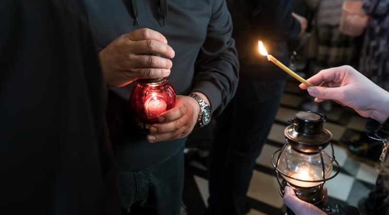 Белгородские многодетные мамы Елена Гредюшкова и Виктория  Шеломиенко доставят Благодатный огонь 