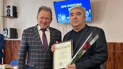 Алексей Дыбов поздравил валуйских работников «Восточные тепловые сети» с профессиональным праздником