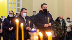 Вячеслав Гладков поздравил белгородцев с наступившим Рождеством