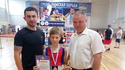 Валуйчане завоевали золото муниципального турнира по боксу в Богучаре Воронежской области
