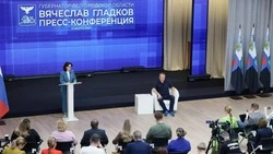 Вячеслав Гладков рассказал о передаче 309 автомобилей муниципалитетам и спецподразделениям региона