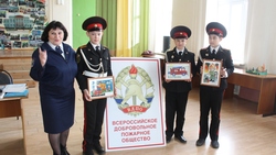 Команды юных пожарных Валуек приняли участие в конкурсе агитбригад