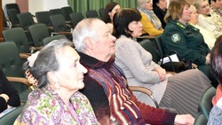 Председатель Совета ветеранов Валуйского округа Николай Семыкин отчитался  о проделанной работе