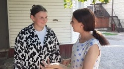 Центральная детская библиотека продолжила участвовать во Всероссийской уличной акции «Дарю тепло»