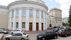 Белгородские власти откажутся от покупки служебного транспорта в 2021 году