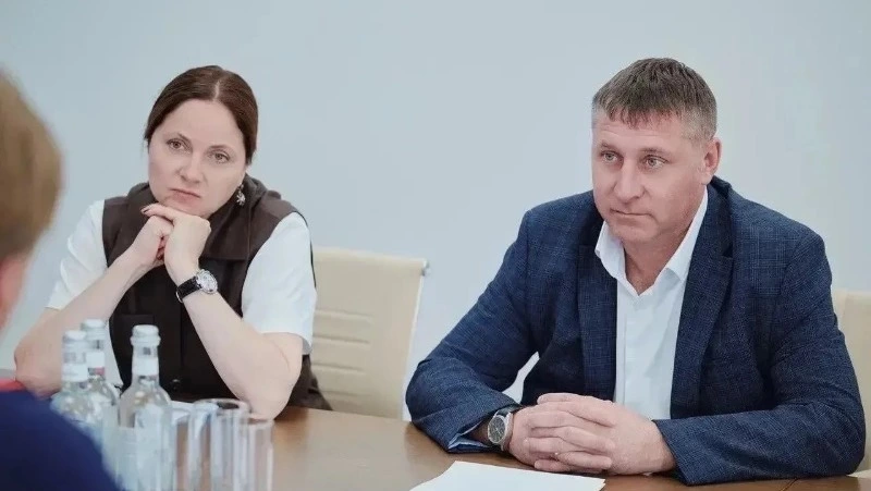 Врио главы региона Александр Шуваев обсудил с руководителем Росмолодёжи патриотическое воспитание