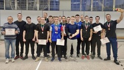 Валуйские спортсмены стали серебряными призёрами чемпионата и первенства области по армрестлингу