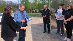 Алексей Дыбов обсудил с местными жителями благоустройство парка  «Никольский» в Валуйках