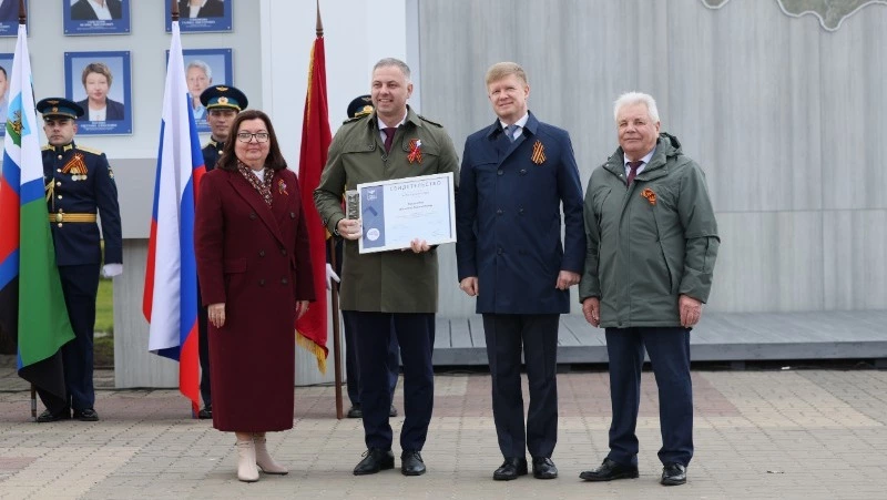 Торжественное открытие областной Аллеи Трудовой Славы прошло в парке Победы Белгорода
