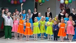 Воспитанники валуйской танцевальной студии «Шаг вперёд» организовали концерт для родителей