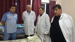 Спикер Белгородской облдумы и глава администрации округа навестили пострадавших во время обстрела