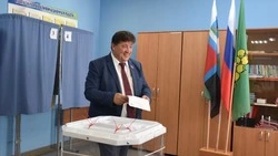 Председатель Белгородской областной Думы проголосовал на малой родине в Валуйках