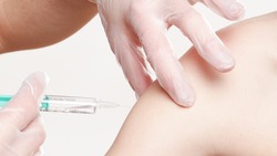 150 транспортников Валуйского городского округа приняли первую дозу вакцины «Спутник V»