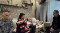 Губернатор Белгородской области  Вячеслав Гладков навестил семьи наших военнослужащих