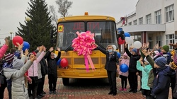 Школы Валуйского городского округа получили два новых автобуса марки ПАЗ